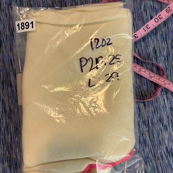 Fate Sweater Women 3XL Cream Plus Size Patterned Sleeves Crew Neck Ribbed Office - Picture 8 of 8